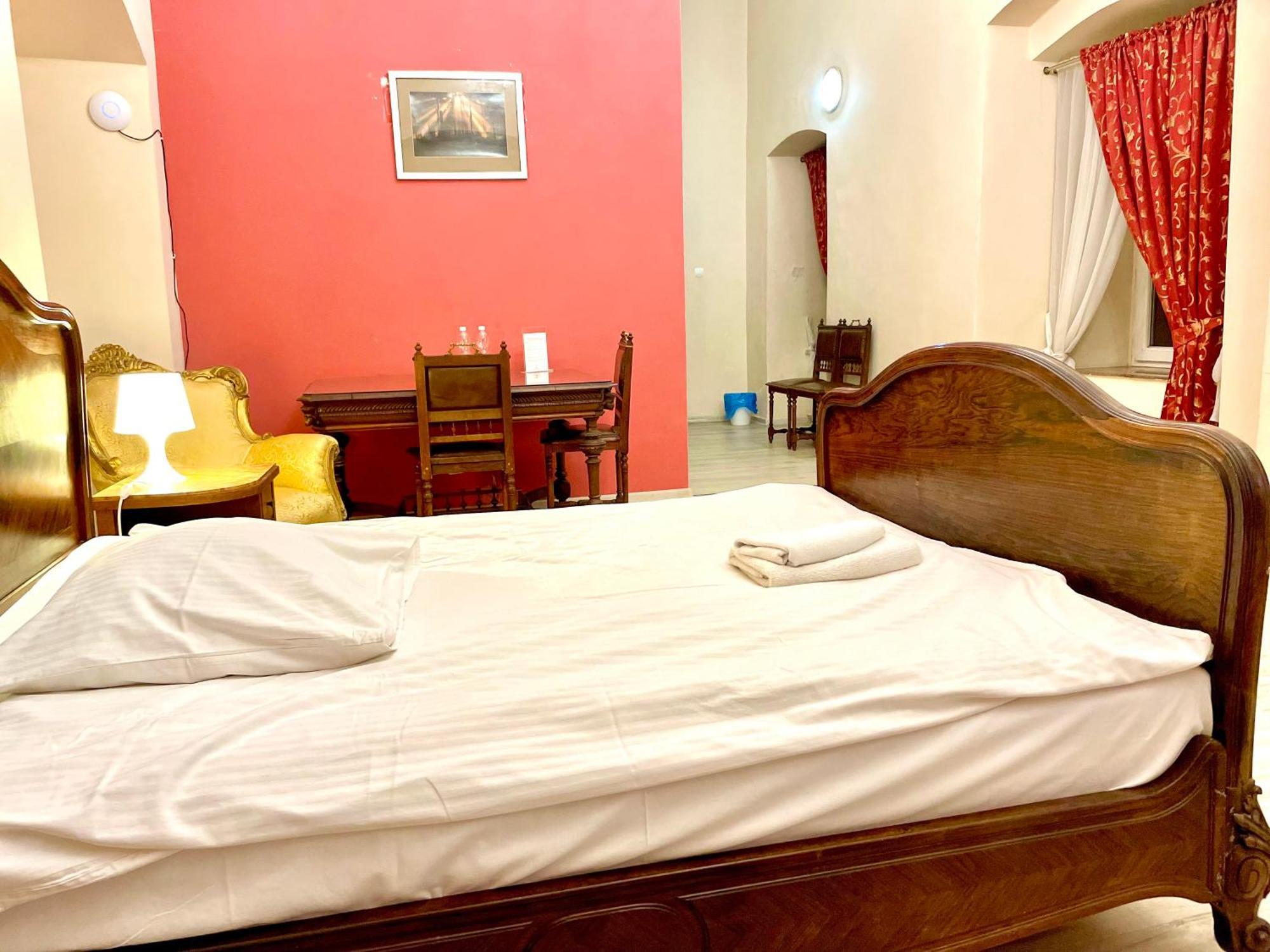 Dwor Gorny Hotel