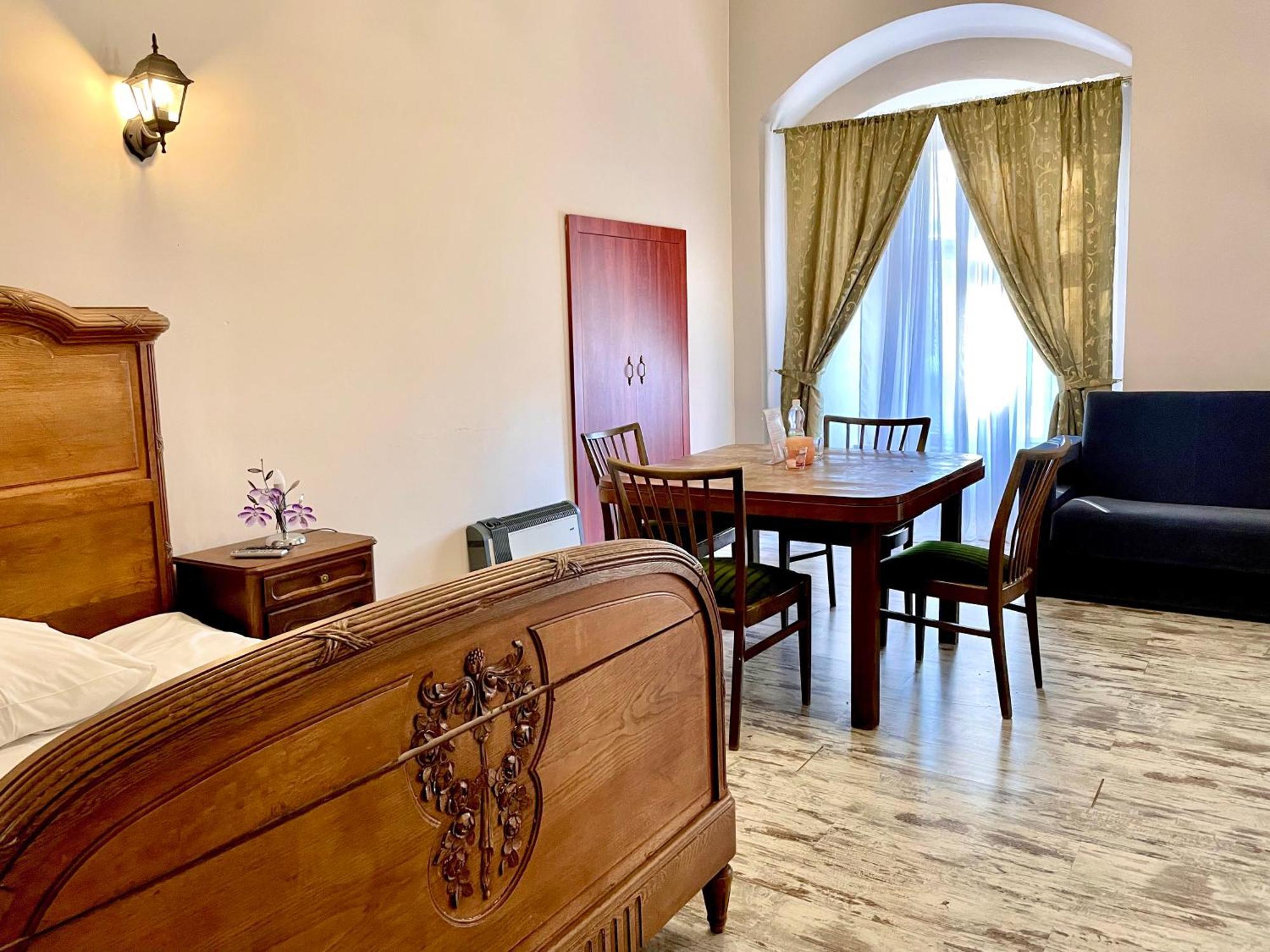 Dwor Gorny Hotel