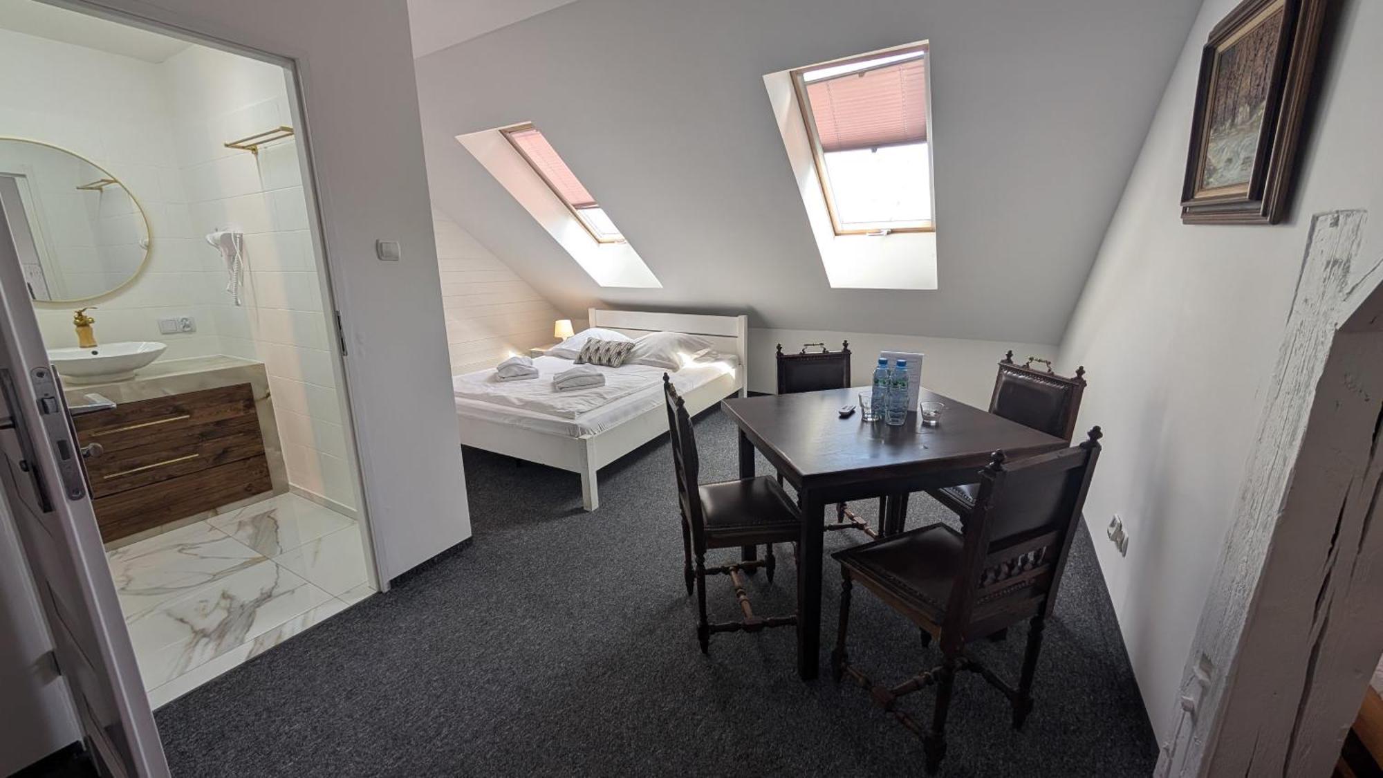 Hotel Dwor Gorny 3*